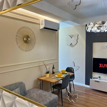 City Center Cozy Apartment تيرانا المظهر الخارجي الصورة