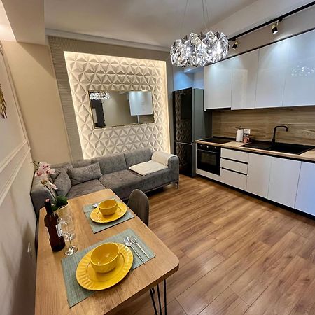 City Center Cozy Apartment تيرانا المظهر الخارجي الصورة