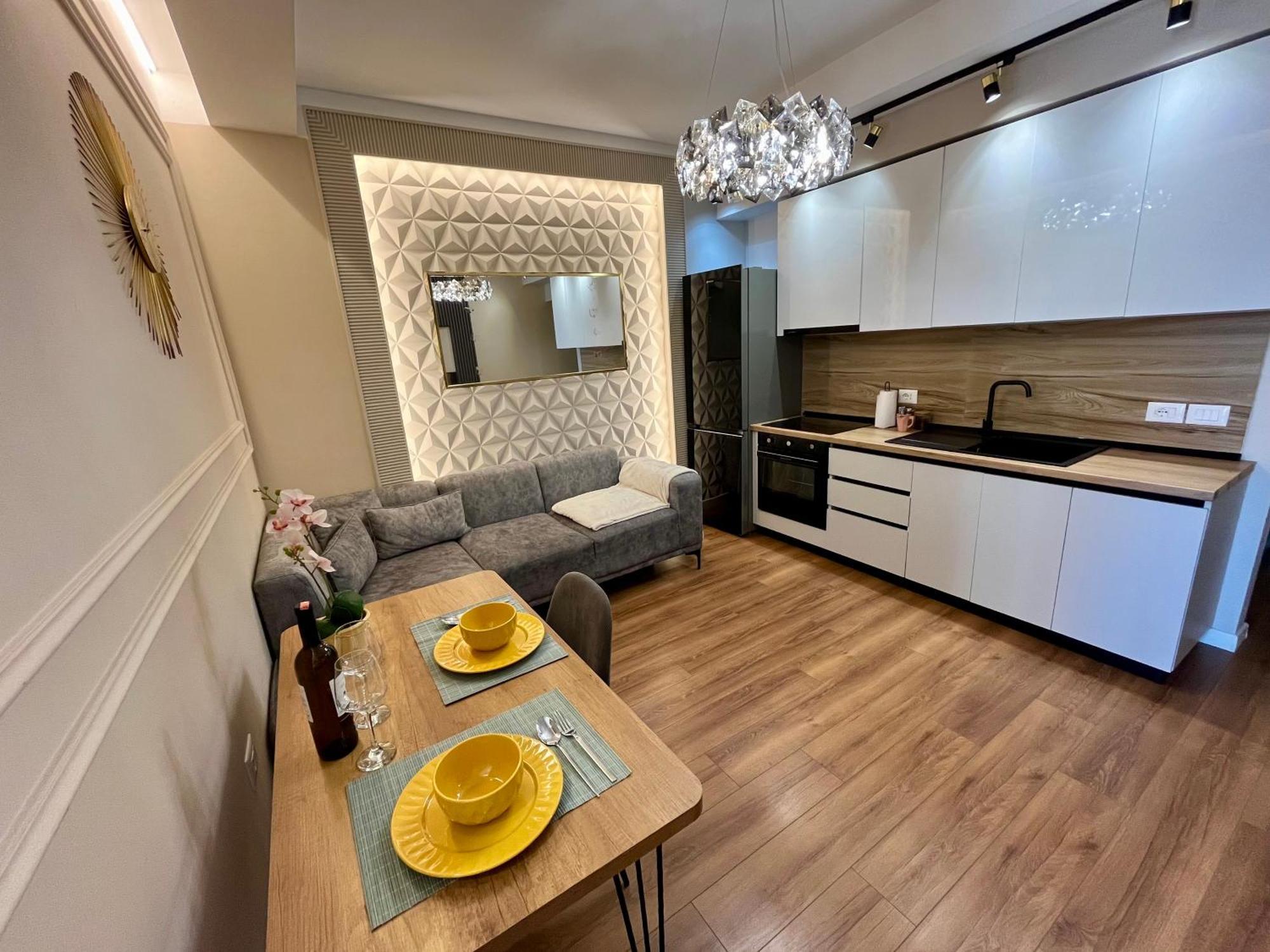 City Center Cozy Apartment تيرانا المظهر الخارجي الصورة